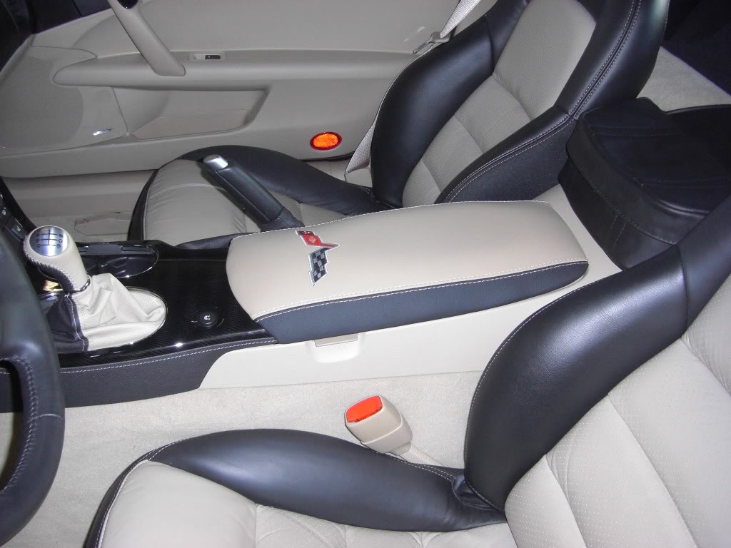 C6 Corvette OEM GM 2008–2011 Two-Tone Seat Covers Ebony/Cashmere