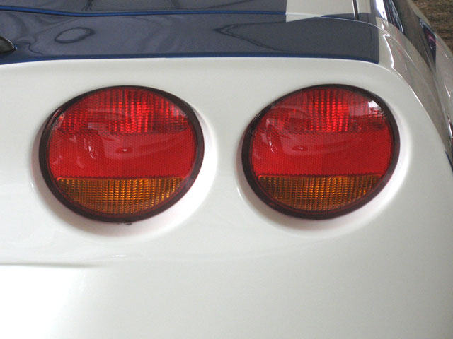 C6 Corvette RIGHT EUROPEAN Outer Taillight Housing with Bulbs and Sockets