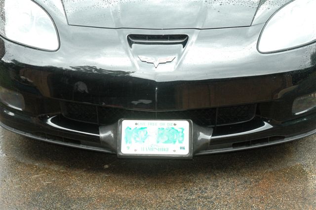 Hardbar/TrueDyn Carbon Fiber license plate mount for C6/C6 Z06 Corvette